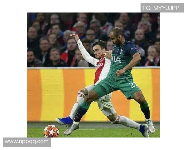 哈兰德在欧冠赛场的精彩打门瞬间回顾与分析