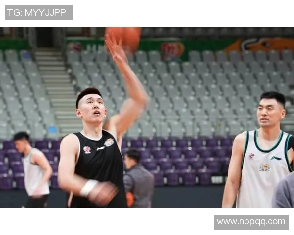 付豪得分助力球队逆转胜利展现出色竞技状态与团队合作精神