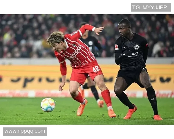 拜仁慕尼黑3-1神勇逆转法兰克福失利难挫雄心 拜仁慕尼黑3-1神勇逆转法兰克福失利难挫雄心