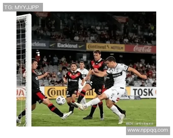 汉诺威96客场大胜勒沃库森,破解对手防线取得胜利 汉诺威96客场大胜勒沃库森,破解对手防线取得胜利