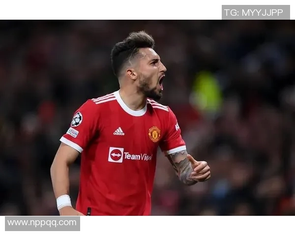 塞维利亚宣布签下前曼联边锋佩雷拉,球队实力大幅提升 塞维利亚宣布签下前曼联边锋佩雷拉,球队实力大幅提升